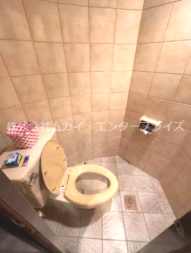 松利ビルのトイレ|コンパクトで使いやすいトイレです