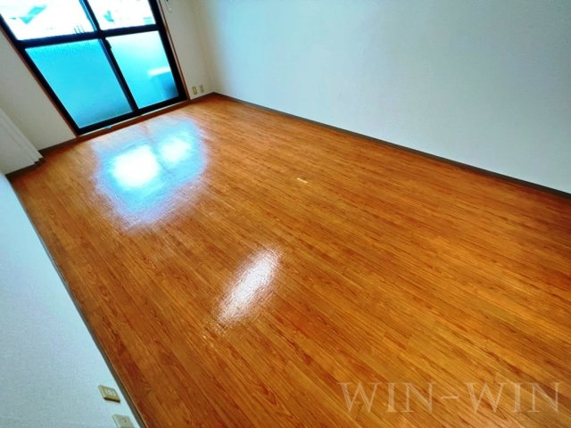 フラワーヒルの居間・リビング