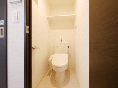 【トイレ】 | エステムコート難波サウスプレイスⅥラグジー | 落ち着いた空間のトイレです