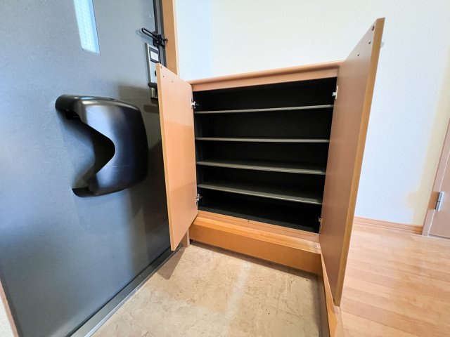 輝パレスの収納