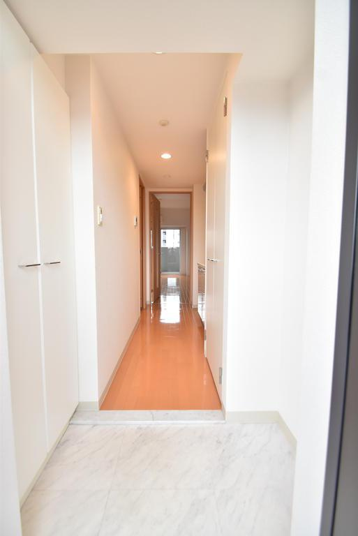 大阪市都島区都島南通２丁目の賃貸マンションの玄関