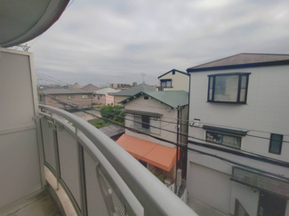 【バルコニー】