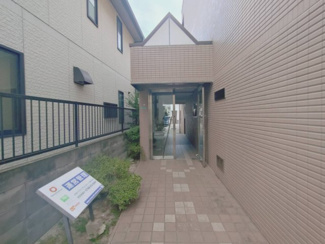 【エントランス】