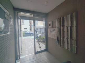 【エントランス】