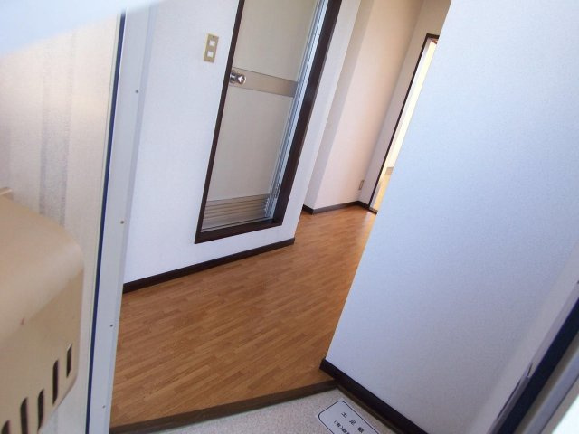 フォーブル千紗　Ｃの玄関