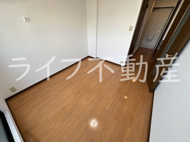 小阪駅前ヴィラデステの居間・リビング|リビングです