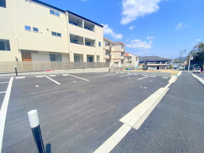 【駐車場】 | エクセル | 敷地内駐車場あります！