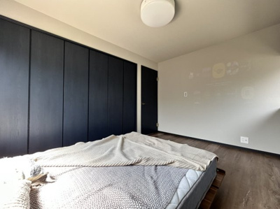 【寝室】 | 草津市西矢倉２丁目　天然木フルリノベーション | ホームシアター付きの照明です