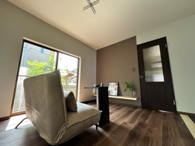 【居間・リビング】 | 草津市西矢倉２丁目　天然木フルリノベーション