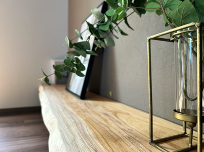 【その他】 | 草津市西矢倉２丁目　天然木フルリノベーション | 欅のTVボード