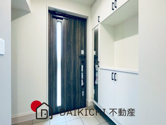 【玄関】 | 北本市西高尾23-1期　新築戸建　全4棟　9号棟