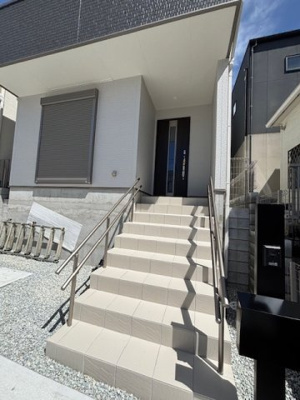 【エントランス】 | 神戸市垂水区青山台2丁目　新築戸建2号棟　仲介手数料無料！ | 垂水区青山台2　新築2号棟　仲介手数料無料！