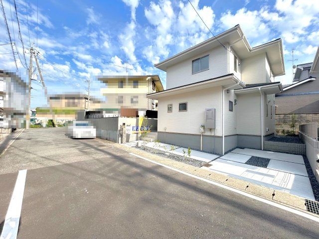 「松尾大社」駅徒歩１０分の立地◆全室２面採光の明るい３ＬＤＫ◆リーブルガーデン西京区松室北河原町の外観|外観