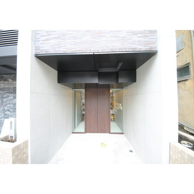 GRAN PASEO四谷若葉のエントランス|グランパセオ四谷若葉