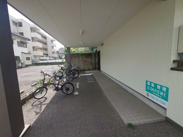 グリーンコートヒラシバのロビー