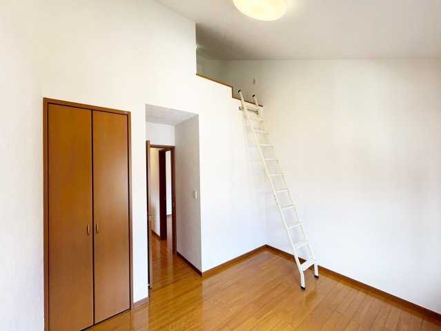 久我西出町