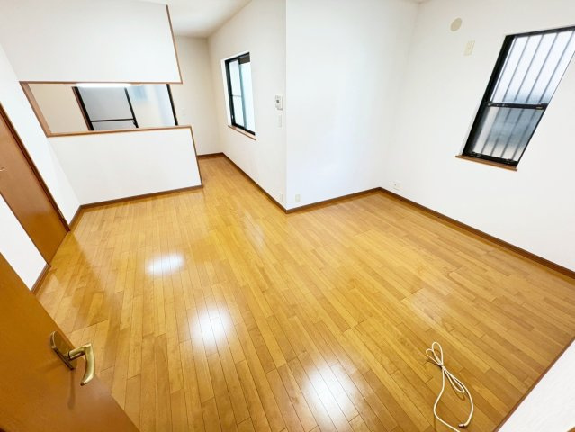 久我西出町