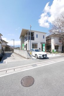 【外観】 | 笛吹市石和町松本 Ｈ30年築セキスイハイム施工軽量鉄骨造　石和温泉駅徒歩6分 