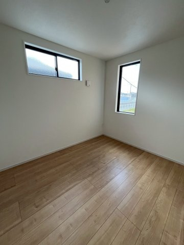 堺市北区野遠町　新築戸建て全一棟の洋室