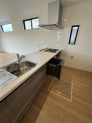 堺市北区野遠町　新築戸建て全一棟のキッチン|食洗器付き