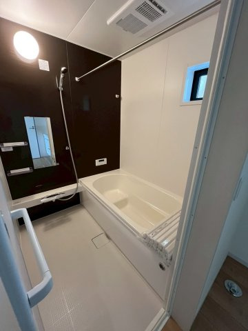 堺市北区野遠町　新築戸建て全一棟の浴室