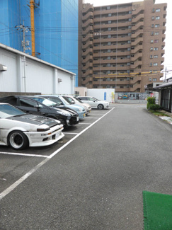 【駐車場】