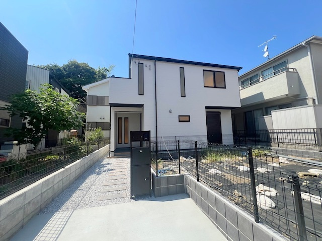 茅ヶ崎市茅ヶ崎　新築戸建