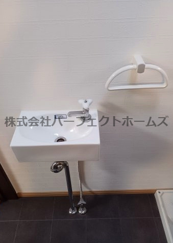 宮之阪3丁目平家の洗面所|忙しい朝には欠かせない洗面所です