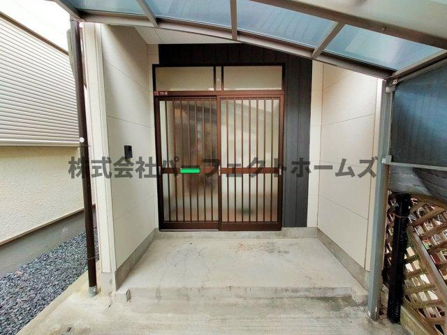 宮之阪3丁目平家のエントランス|ゆとりのあるエントランスです