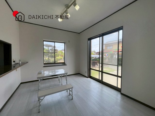 【居間・リビング】 | 行田市若小玉　中古戸建