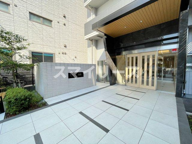 ラグゼナ流山おおたかの森のエントランス
