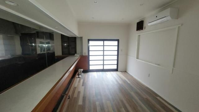 西鶴間１丁目住居付店舗の寝室