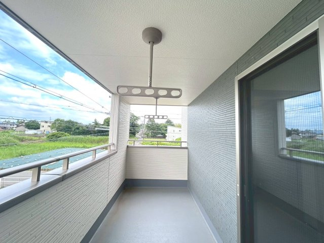 新築戸建　江南市宮後町砂場東　全10区画分譲のバルコニー|バルコニーは南向きで洗濯物もよく乾きます！