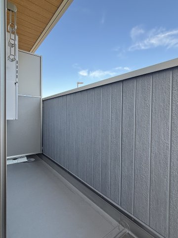 【バルコニー】