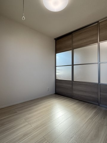 【寝室】