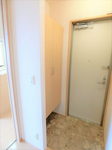 ローズコート・H　D棟の玄関|※別部屋のイメージ写真です。