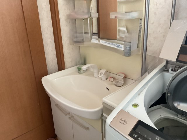 【洗面所】