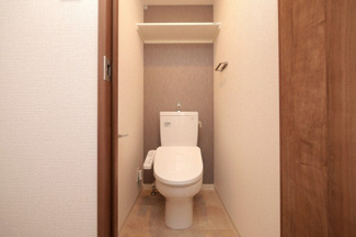 【トイレ】 | エスリードレジデンスグラン大阪福島ノース | シンプルで使いやすいトイレです