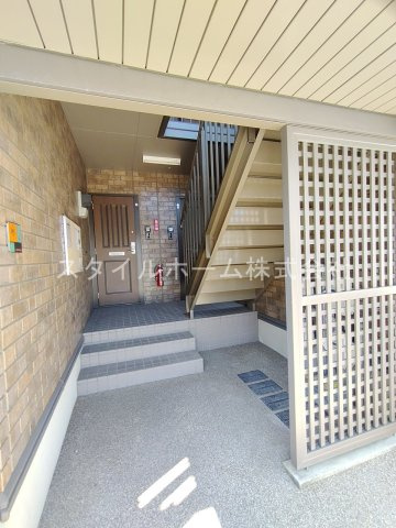 リビングタウン下地Ⅱ　Aのエントランス