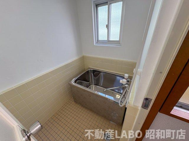 ハイツ平野駅前の浴室