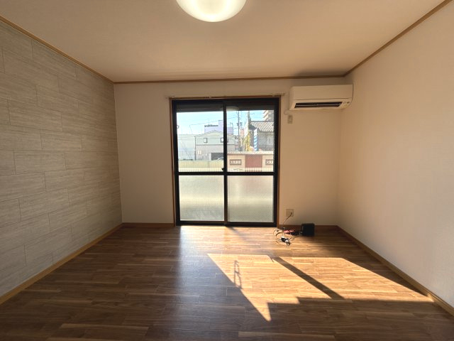 サンコーポ車崎の寝室
