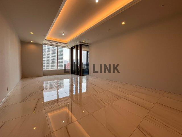 三田ガーデンヒルズイーストヒルの居間・リビング