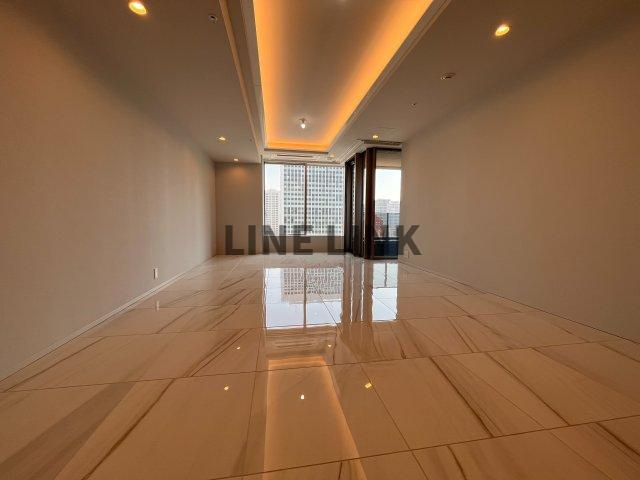 三田ガーデンヒルズイーストヒルの居間・リビング