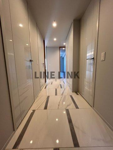 三田ガーデンヒルズイーストヒルの玄関