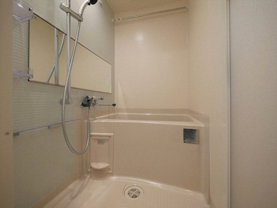 【浴室】 | Quintet NAMBA | お風呂で日々の疲れを落としましょう