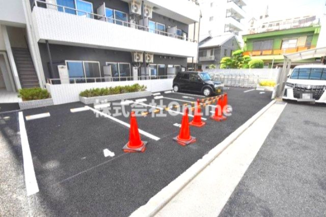 【駐車場】 | Sky Yao