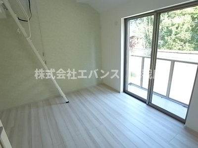 【居間・リビング】 | エスペリオ千葉中央 | リビングです