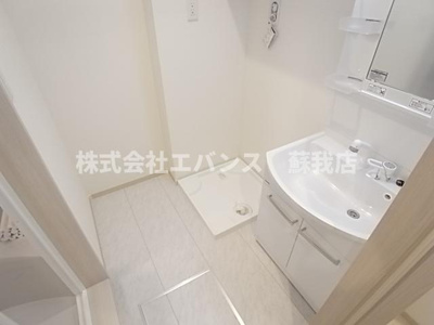 【洗面所】 | エスペリオ千葉中央 | ゆったりとスペースのある洗面所