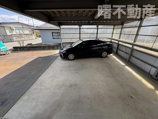 【成約特典有り】米沢市窪田町窪田1135-2の駐車場|駐車スペースも十分に確保されています