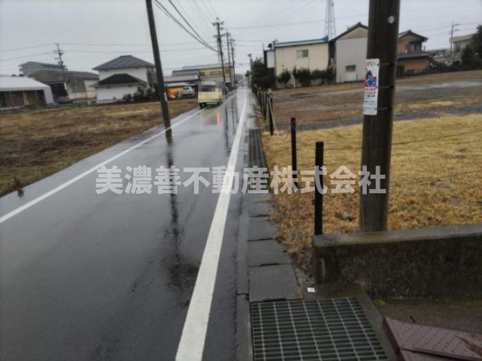 ６４８２１　関市下有知土地の周辺